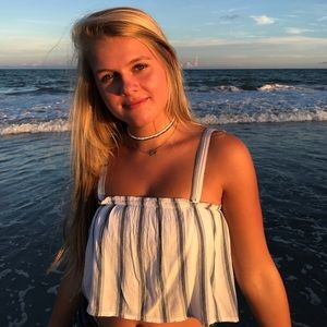 Meet your Posher, Ella